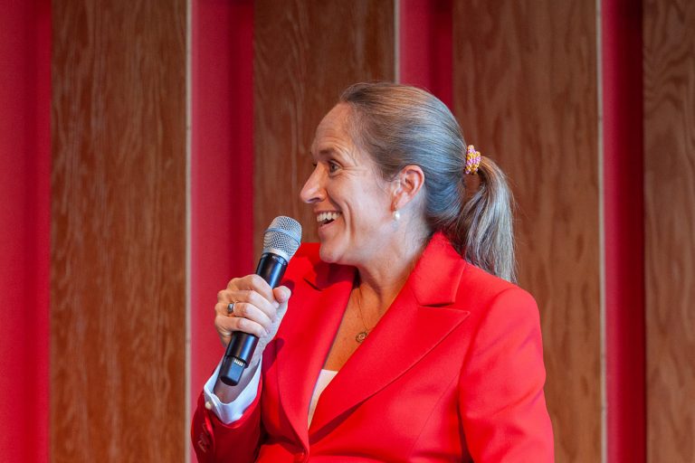 Prof. Dr. Beatrix Busse (Universität zu Köln)